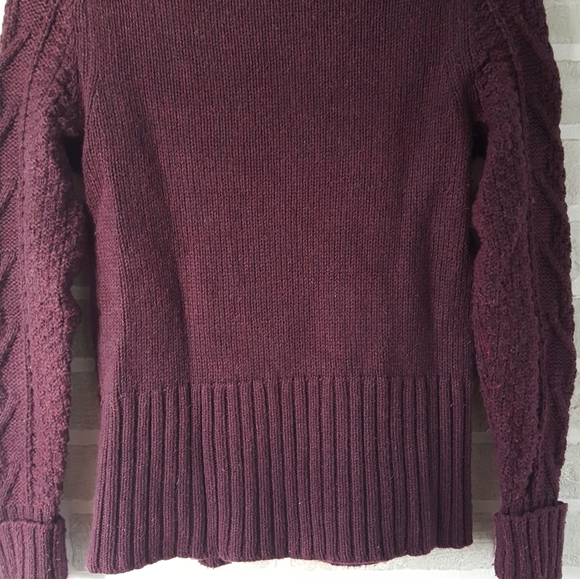 Gap Wool Blend Cable Knit Sweater - Picture 2 of 5